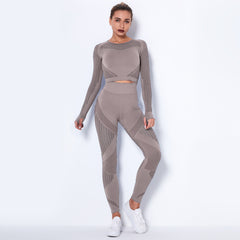 Seamless Yoga Suit – Long Sleeve Absorbent Stretch Activewear Set