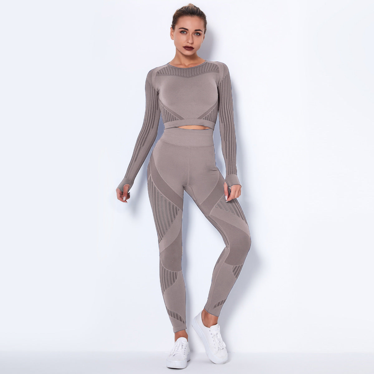 Seamless Yoga Suit – Long Sleeve Absorbent Stretch Activewear Set