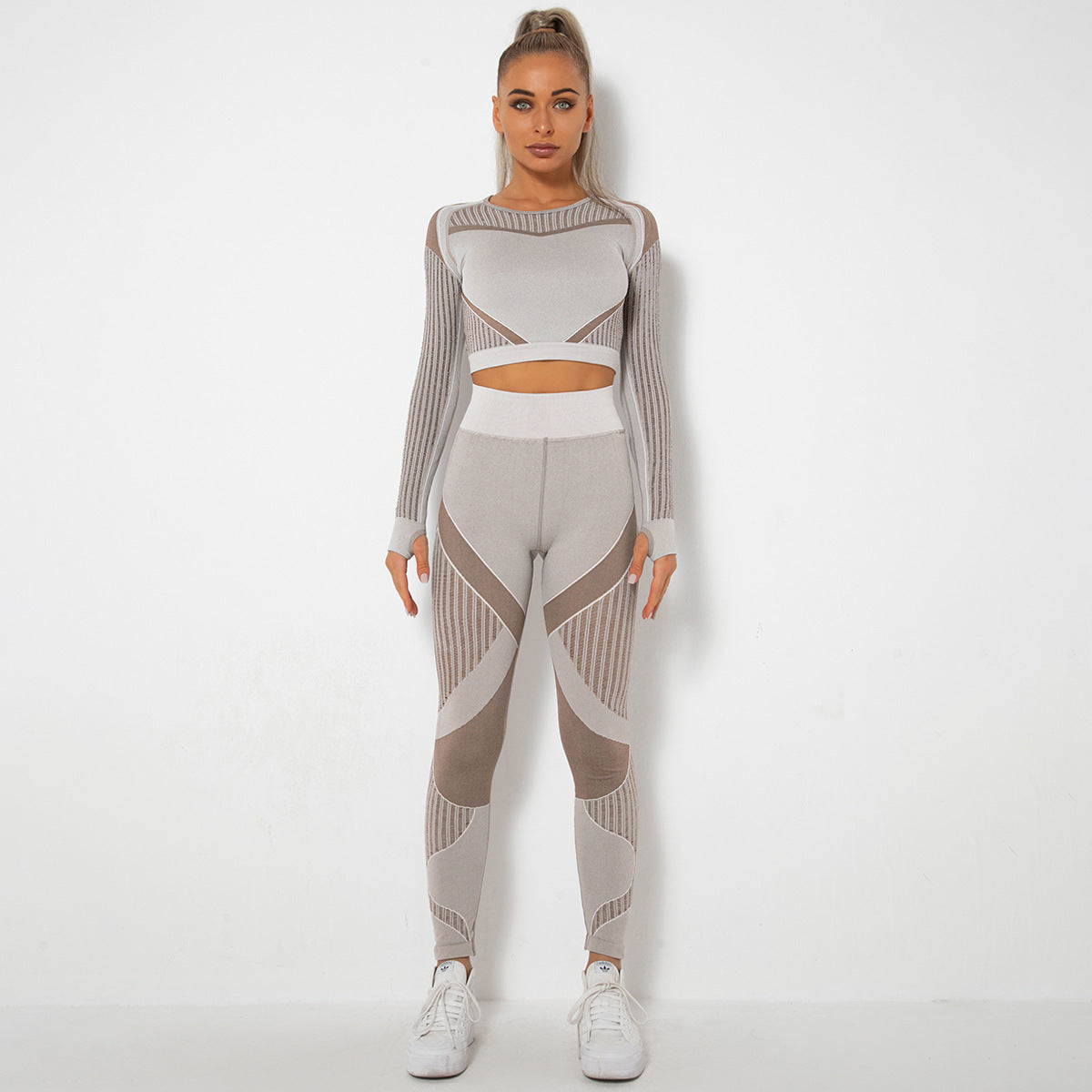 Seamless Yoga Suit – Long Sleeve Absorbent Stretch Activewear Set